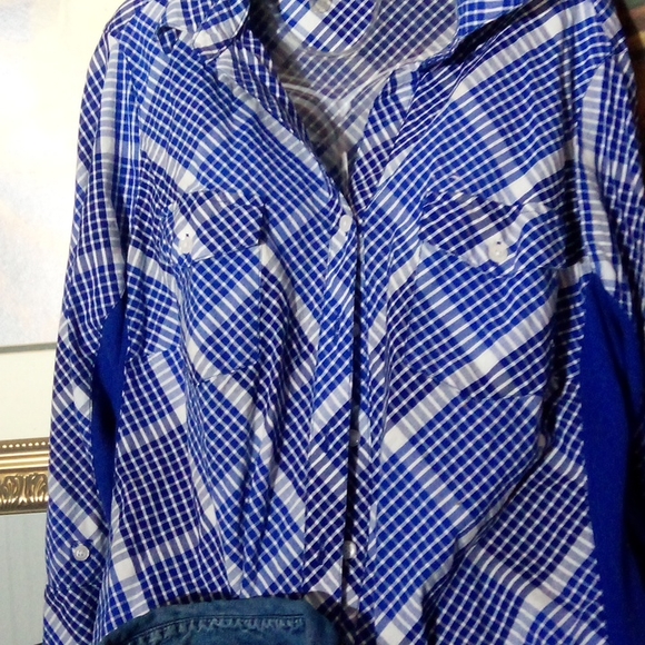 Button up bundle - Picture 3 of 3